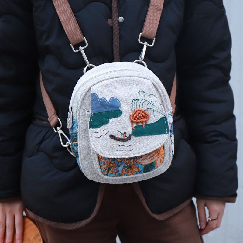 New fashionable canvas backpack, unique and beautiful, novel style, exquisite temperament and image, large capacity, practical and durable,
_voghion.com