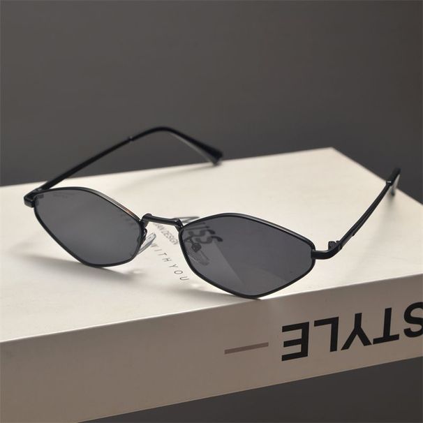 Retro Metal Polygonal Rhombus Sunglasses Fashionable Face Small Sunglasses_voghion.com