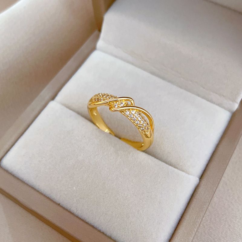 [Placcatura in oro vero] Apertura attorcigliata per anello indice di lusso leggero con micro intarsi alla moda da donna, rete rossa, uguale_voghion.com