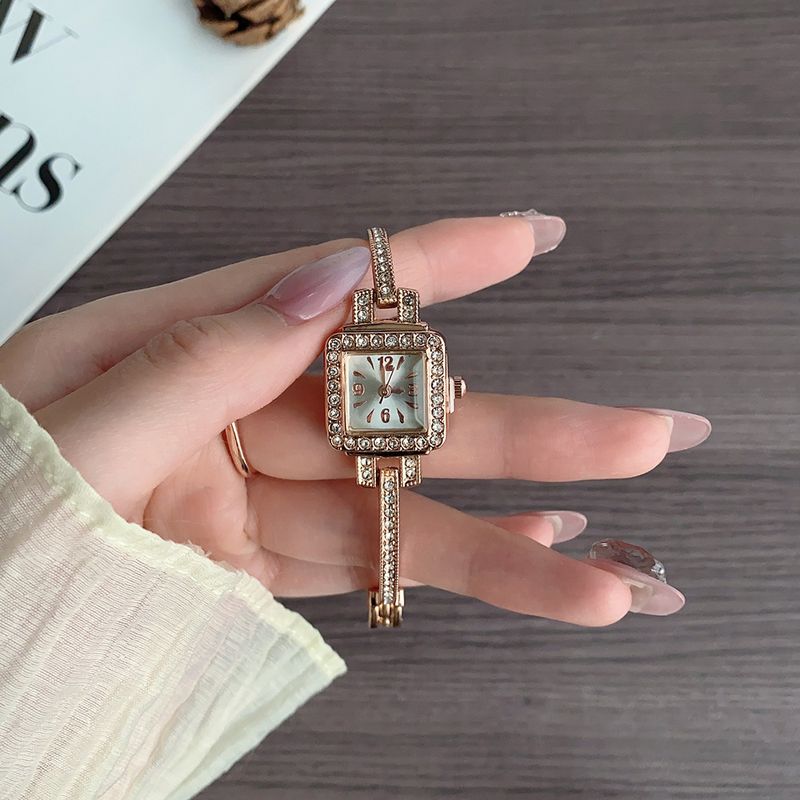 Foreign Trade New Full Diamond Thin Strap Watch Square Case Square Set Ladies Bracelet Bracelet Watch Female Quartz Watch_voghion.com