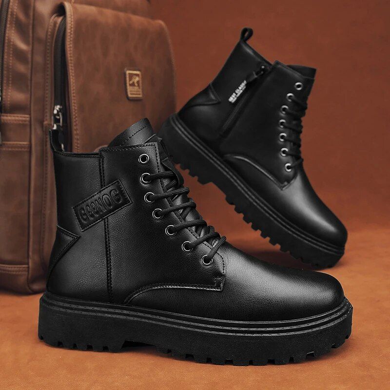 Outono homem moda tênis de trabalho dedo do pé redondo preto à prova dwaterproof água casual motocicleta zíper lateral botas plataforma versátil_voghion.com