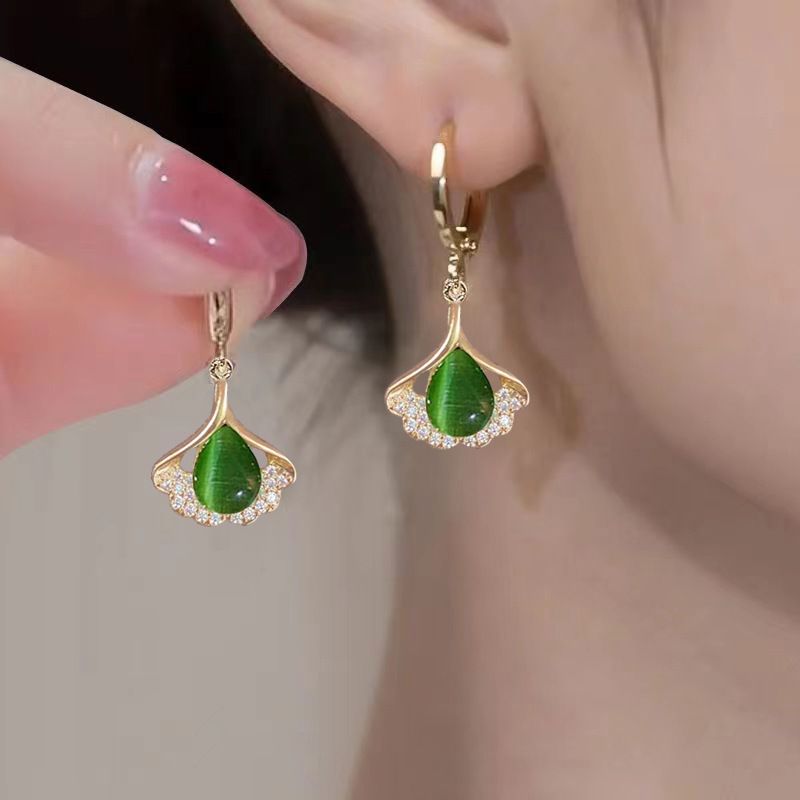 Women's Earrings green cat's eye earrings and earrings for women with light luxury temperament and water drop earrings_voghion.com