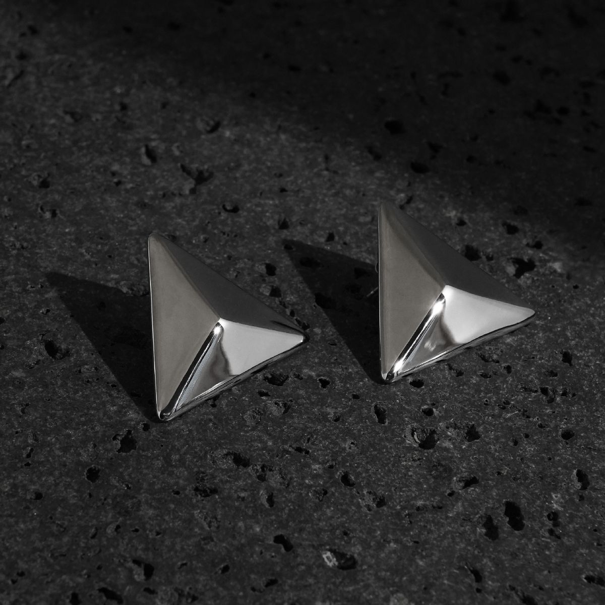 INS Retro Plated Titanium Steel Polished Three Dimensional Triangle Earrings_voghion.com