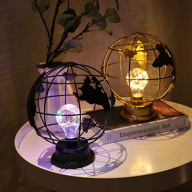 LED Globe Form Nachtlicht Eisen Kunst Beleuchtung Wohnzimmer Dekoration Atmosphäre Europäischen Stil Ornament_voghion.com