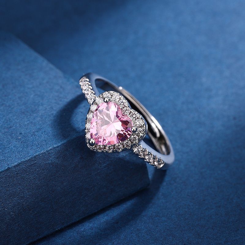 Neuer trendiger herzförmiger, hohler Moissanite-Herzring im chinesischen Stil für Frauen_voghion.com