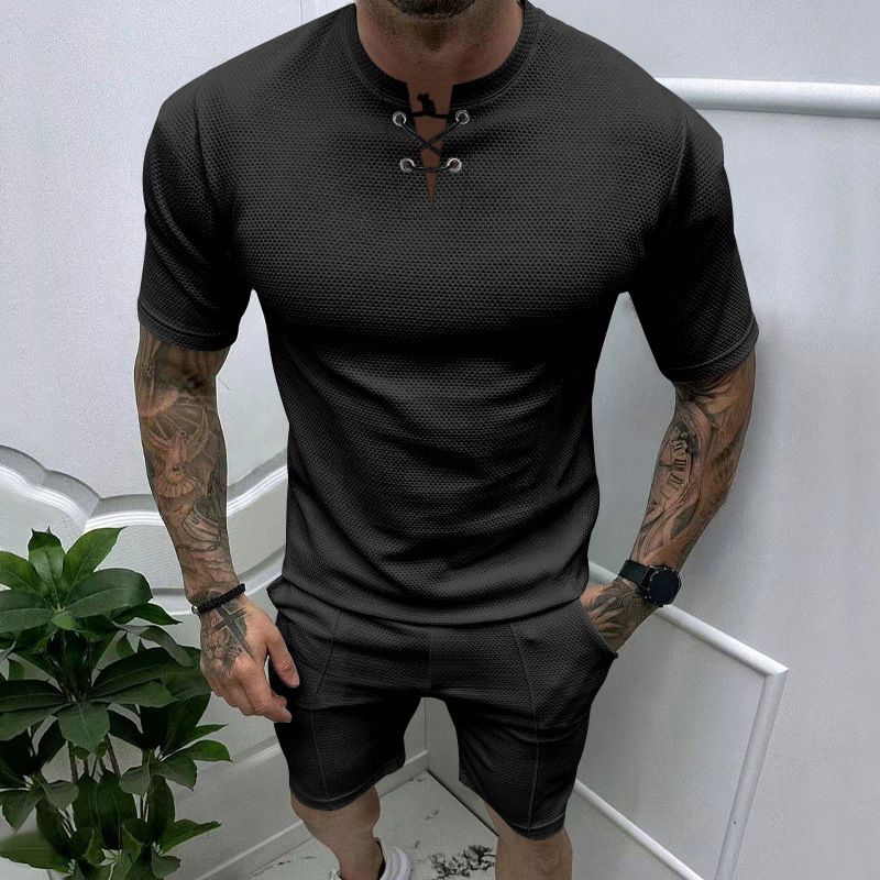 Vêtements pour hommes sport décontracté slim deux pièces costume d'été hommes T-shirt court attaché avec corde gaufré top shorts costume_voghion.com