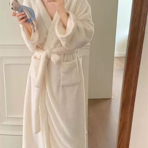 Neues Nachthemd Damen Herbst und Winter Korallenvlies Bademantel Langes Nachthemd Sexy Bademantel Weicher, saugfähiger, dicker Pyjama_voghion.com