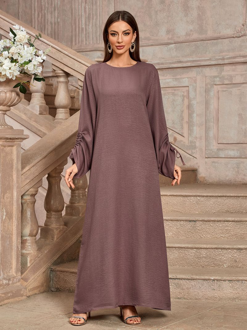 Damenbekleidung, elegant, modisch, langes Kleid, Robe, Polyestergewebe, geraffte Taille, Gürtel, Midi-Länge, normale Ärmel, lange Ärmel_voghion.com