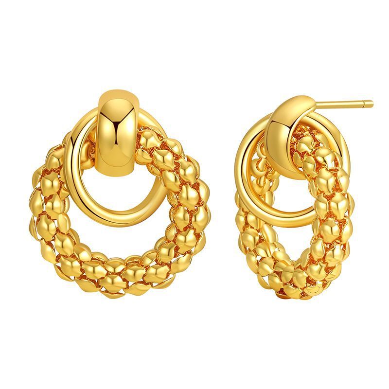 Orecchini a cerchio con catena a mais in stile freddo, stile retrò, stile K, stile donna_voghion.com