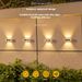 Solar-Wandleuchten für den Außenbereich, wasserdichte Gartenleuchten mit Auf- und Ab-Beleuchtung, LED-Wegeleuchten für Hof, Terrasse, Villa-Dekoration (weißes/warmes Licht)_voghion.com
