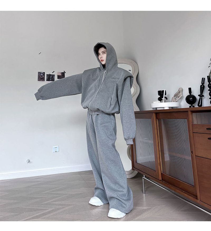 2025 Costum sport casual cu glugă de culoare solidă, cu mâneci scurte, pentru bărbați, jachetă lejeră din două piese, pantaloni lungi, la modă, de înaltă calitate, 4649_voghion.com