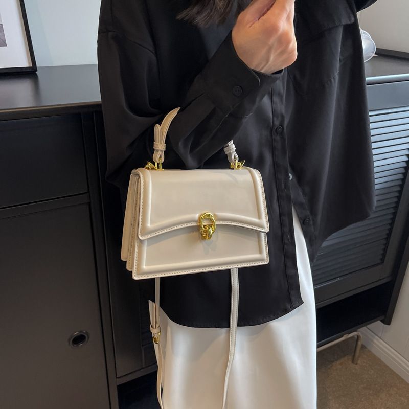 Borsa Donna 2025 Nuovi Modelli Esplosione Popolari Borsa A Tracolla Yangqi Net Rosso Cento Borsa A Tracolla Agganciata Yangqi Borsa Piccola Quadrata A Mano_voghion.com