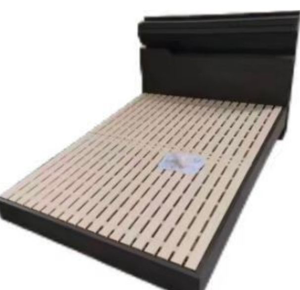 Volledig op maat gemaakt bed van massief hout, afgestemd op uw afmetingen en stijl_voghion.com