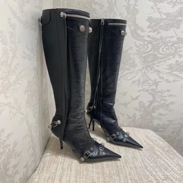 Cagole Lambskin Leather Knee-high Boots Stud Buckle Embellished Side Zip Shoes Pointed Toe Stiletto Heel Tall Boot_voghion.com