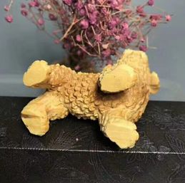 Buchsbaum, Holz, Teddy, Hund, Schnitzerei, Textspiel, Mahagonihandwerk, Ornamente, Holzschnitzerei._voghion.com