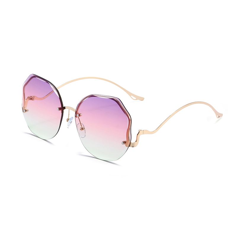 Mode Sonnenbrillen Frauen Metall Weibliche UV400 Vintage Damen Stilvolle Design Übergroße Quadratische Sonnenbrille Für Frauen_voghion.com