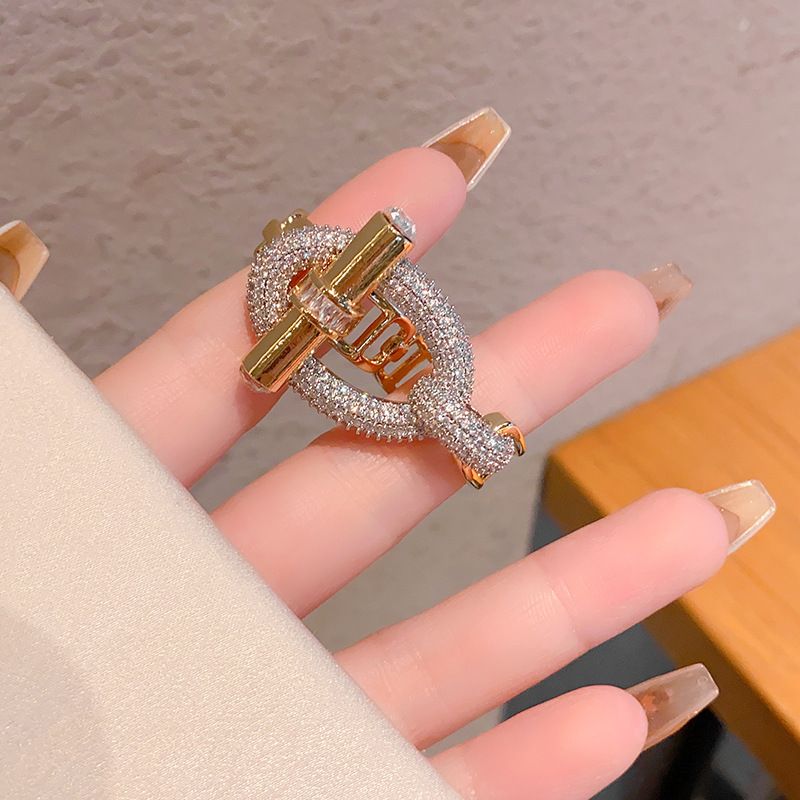 Set di anello e bracciale alla moda con naso di maiale - Gioielli in rame leggero per uomo e donna, tonalità oro e argento, accessori di moda ispirati agli animali dello zodiaco_voghion.com