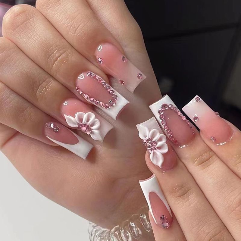 24 stuks hoofd vierkante nagels set lange Franse kunstnagels met witte parel eenvoudige volledige dekking druk op nagels afgewerkt_voghion.com