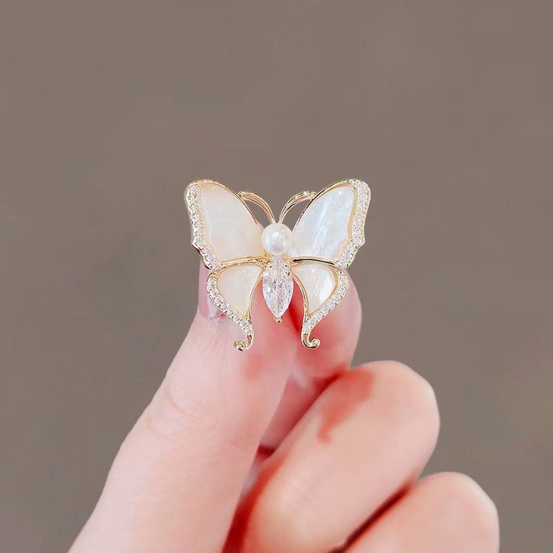 Butterfly Brooch Women's Anti-light Buckle Pin Fixed Clothes Cardigan Silk Scarf Buckle Luxury Brooch Collar Pin Accessories_voghion.com
