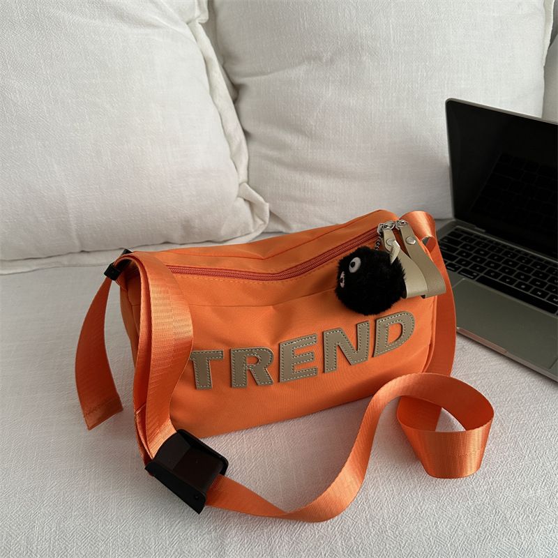 Fashionable Oxford cloth crossbody for spring 2024, new lightweight large capacity letter commuting bag, simple and_voghion.com