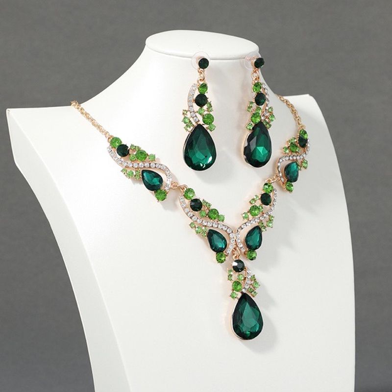 Exaggerated Fashion Green Crystal Necklace Earring Set Bridal Banquet Stage Super Sparkling Jewelry_voghion.com