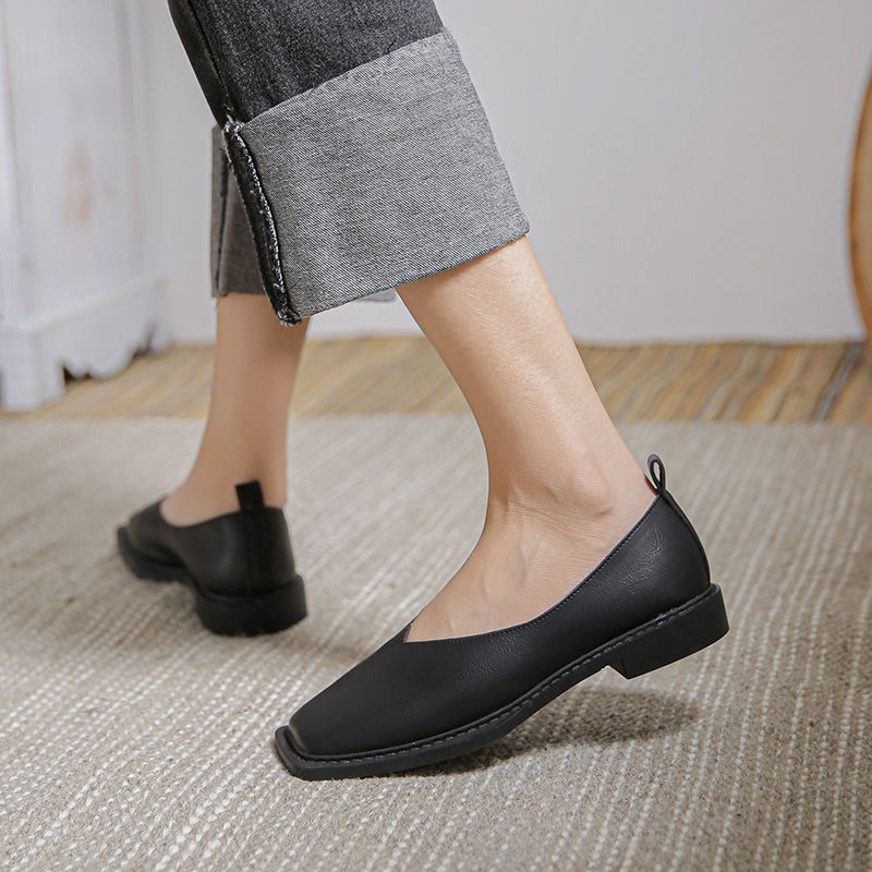 Design Sense nei flaach Schong Franséisch Retro Liederschong Loafers Niddreg Absätz Grouss Mokassinen Damen Groussmammeschong_voghion.com