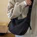 Men's Bags This Year's Popular Oxford Cloth Bag Messenger Bag Female New Casual One Shoulder Student Class Commuting Dumpling Bag_voghion.com