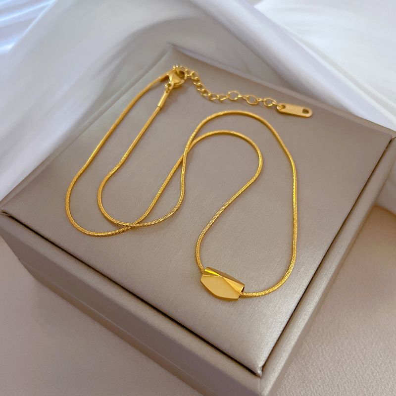 [Full Body Titanium Steel] Diamond Shaped Beans With Extremely Simple Personality, Real Gold Necklace In The Wind_voghion.com