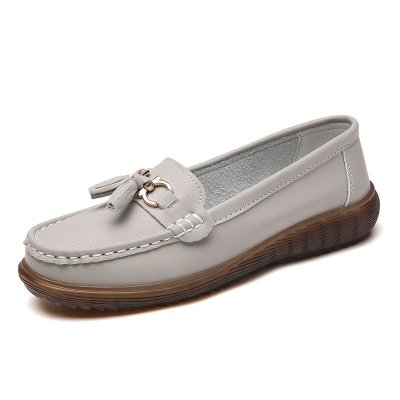 New women's single head cowhide shallow mouth tassel casual mother package foot Lefou slope heel leather shoes_voghion.com