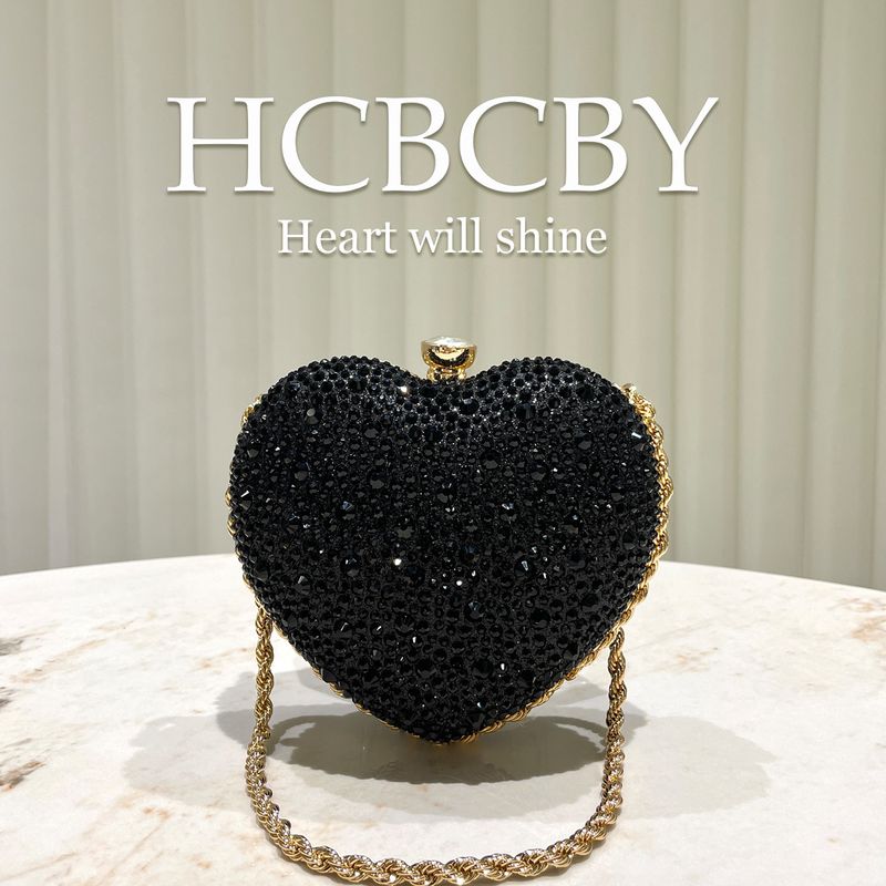 Wunderschöne schwarze Clutch mit glitzernden Strasssteinen in Herzform, modisches Temperament, High-End-Kleidertasche, Abendtasche für Damen_voghion.com