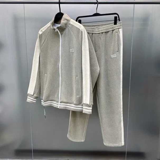 Ropa para hombre Conjunto deportivo de cuello alto para hombre - Conjunto deportivo a medida (Conjunto deportivo contemporáneo)_voghion.com