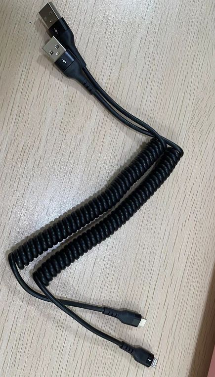 Nuovo cavo di ricarica USB per auto con dati elastici Spring Stretch adatto per iPhone e Android_voghion.com