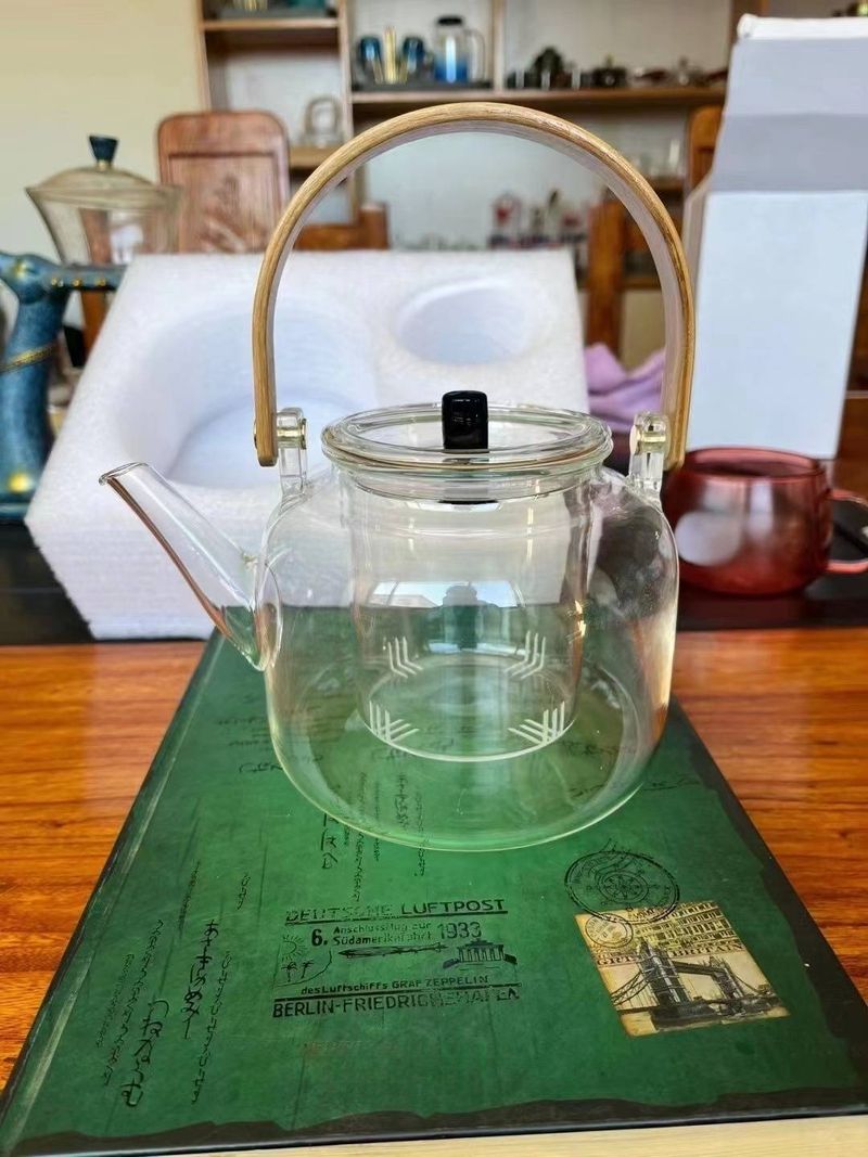 Bollitore in vetro con manico in bambù – Bollitore elettrico e per fornello a vapore – Teiera in borosilicato resistente al calore per tè e acqua calda (stile martellato/liscio)_voghion.com