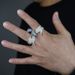 Bague géométrique hip-hop pour homme avec accents de diamants, ton argent, tailles 8-10, style hip-hop, tendance urbaine, bijoux pour hommes_voghion.com