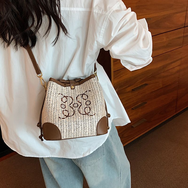 Hochwertige Bucket Bag für Damen, trendiges Nischendesign für Frühjahr/Sommer 2024, Umhängetasche mit einer Schulter_voghion.com