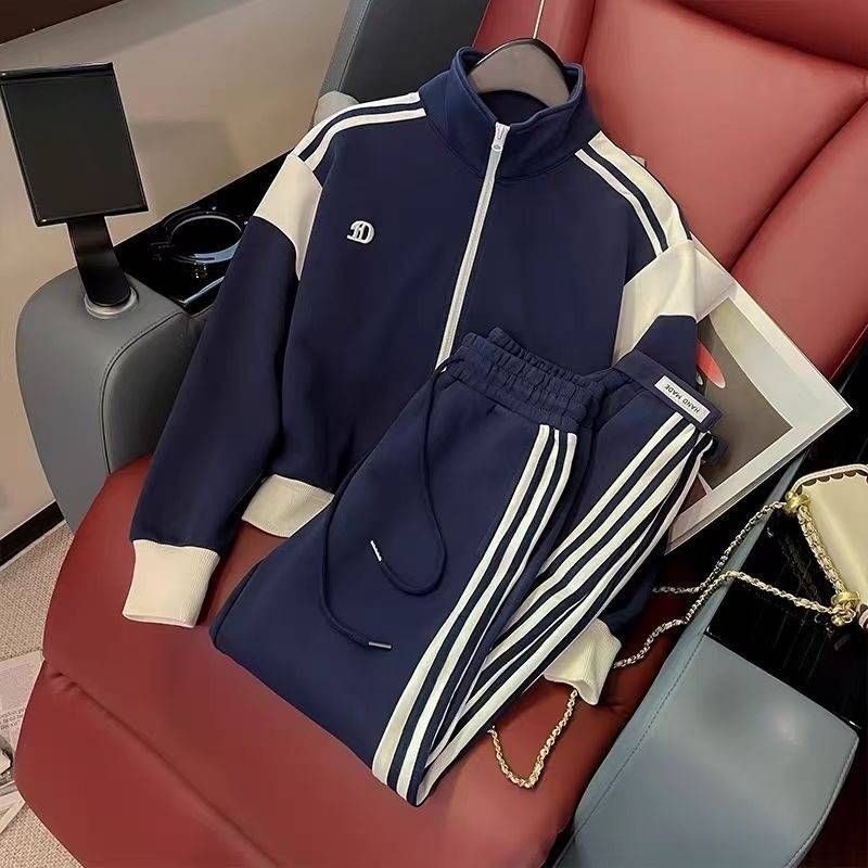 Damenbekleidung High-End-Mode-Sportanzug für Damen, neuer Herbststil, schmaler, kurzer Stil, farblich passende Jacke, Leggings, zweiteiliger Anzug_voghion.com