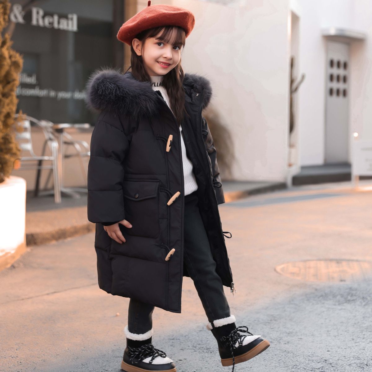 Girls’ Long Down Jacket – Stylish & Warm Winter Coat With 50%-55% White Duck Down (Black/Red, Sizes 140-160cm, Soft & Cozy)_voghion.com