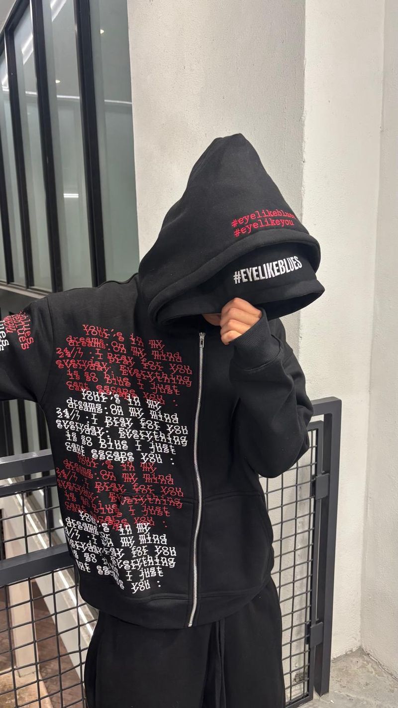 Trendy Y2K Streetwear Hoodie With Geometric Print, Zip-Up Pullover Sweatshirt For Men & Women, Oversized Retro Style, Unisex Fashion"_voghion.com