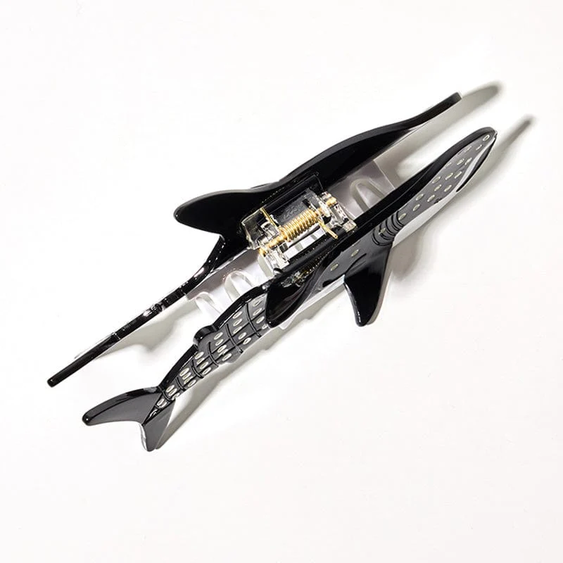 Jumbo Black Whale Shark Hair Claw Clip – Ocean-Inspired Statement Accessory Symbolizing Calm Strength And Timeless Elegance_voghion.com