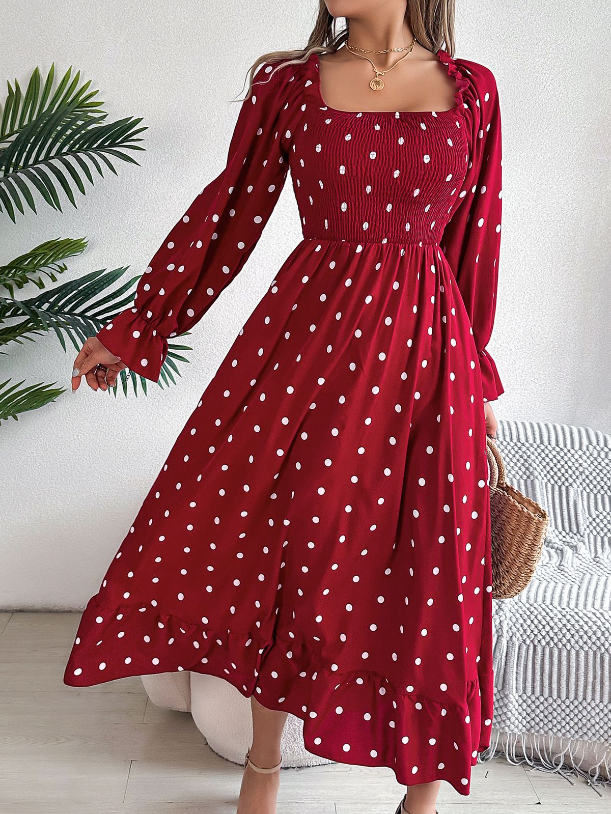 2025 herbst Winter Casual Rüschen Square Neck Polka Dot Ausgestelltes Langes Kleid Frauen_voghion.com