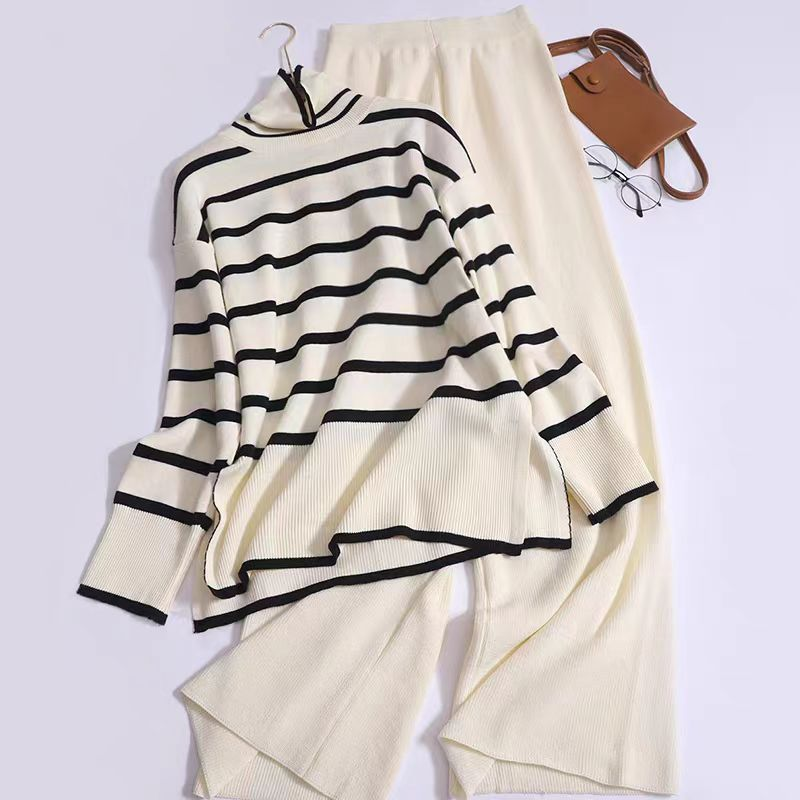Damenmode-Anzug für Frauen mit russischem Streifen-Temperament, hochgeschlossener Langarmpullover, Hose mit weitem Bein, gestricktes zweiteiliges Set_voghion.com