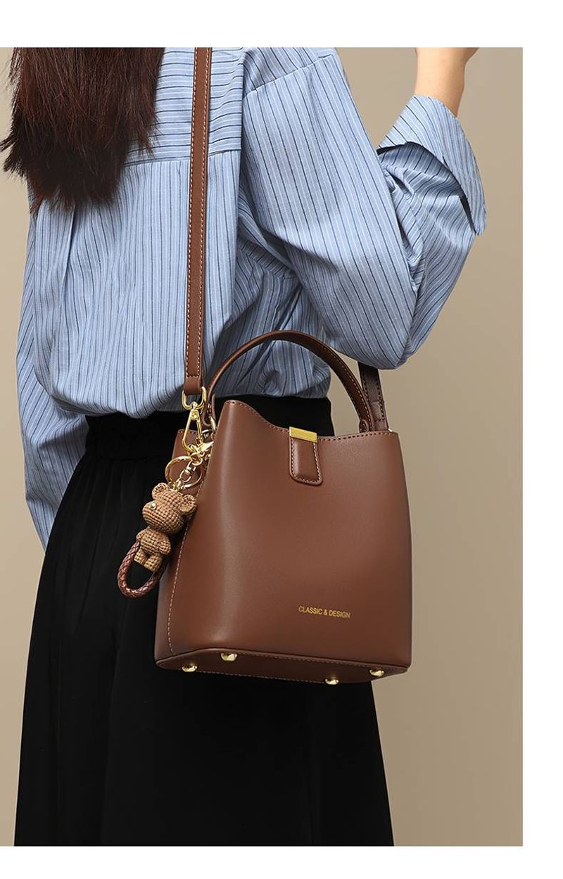 Viney Bag 2025 Neue Damentasche Leder Crossbody Bucket Bag Handgehalten Sommer High-End-Feeling Single Shoulder_voghion.com