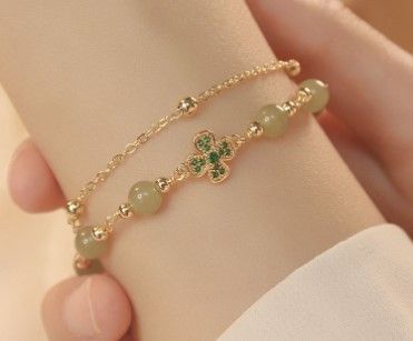 Yunshuiyao Natural Hetian Jade INS Niche Double Layer Stacked Four-Leaf Clover Lucky Bracelet Gift_voghion.com