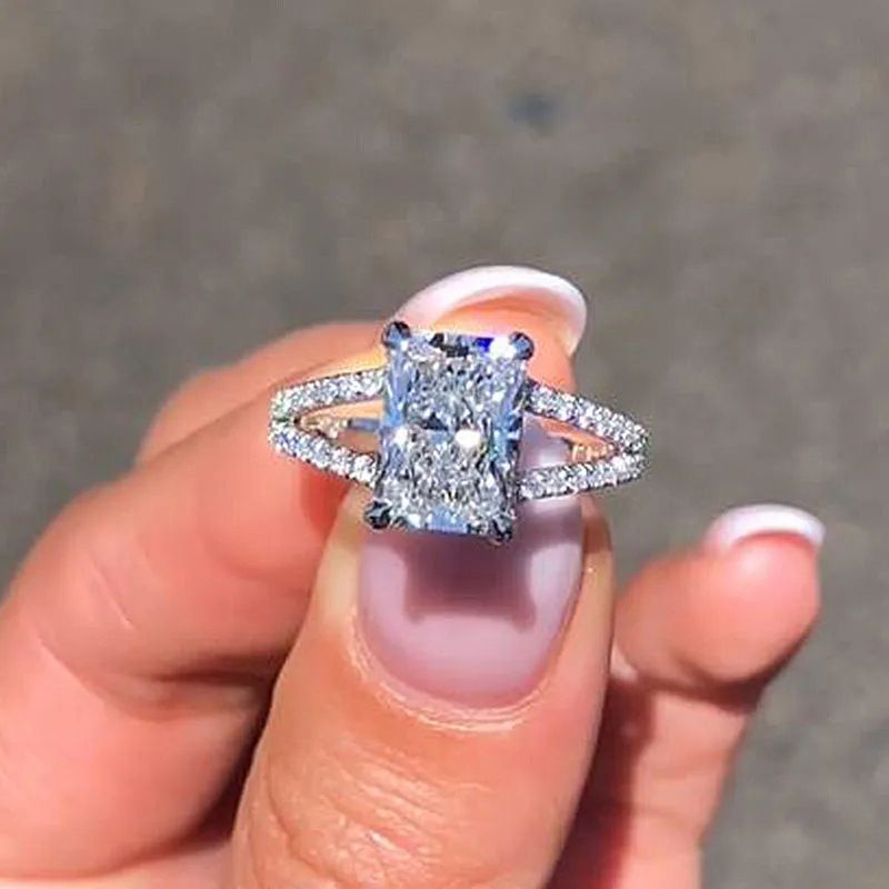 Cao Shi's nieuwe damesmicroset mode vierkante diamanten verlovingsring met dubbele laag_voghion.com