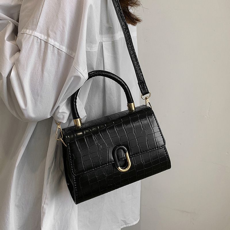 Women's Bag 2023 New Messenger Bag Niche Portable Small Square Bag Temperament Versatile Fashion One Shoulder Crocodile Pattern Baguette Bag_voghion.com