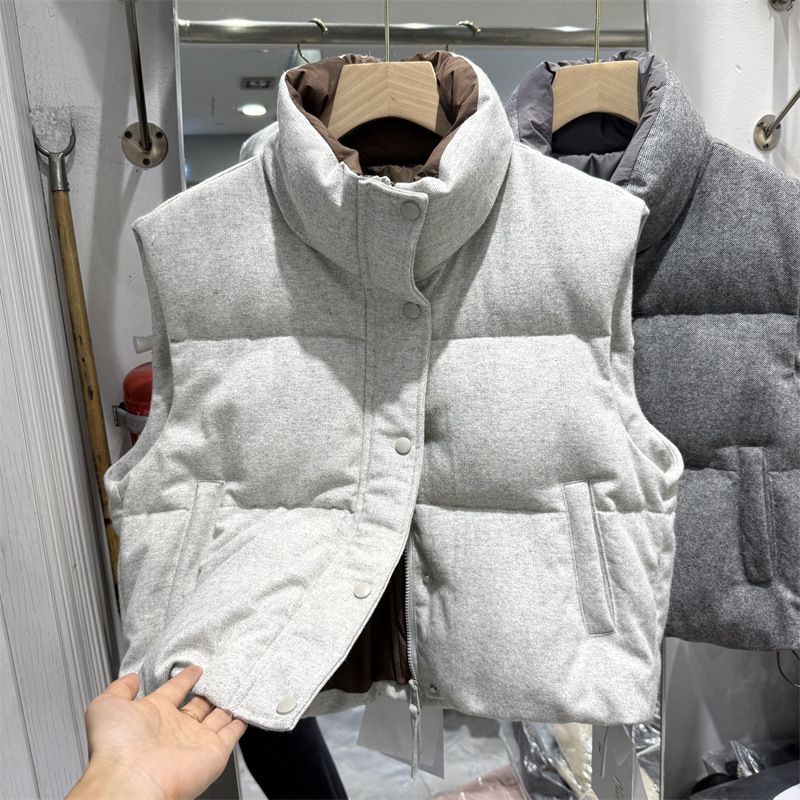 Gilet trapuntato con collo alto da donna - Gilet corto imbottito in piumino d'anatra (grigio/bianco, M-L)_voghion.com