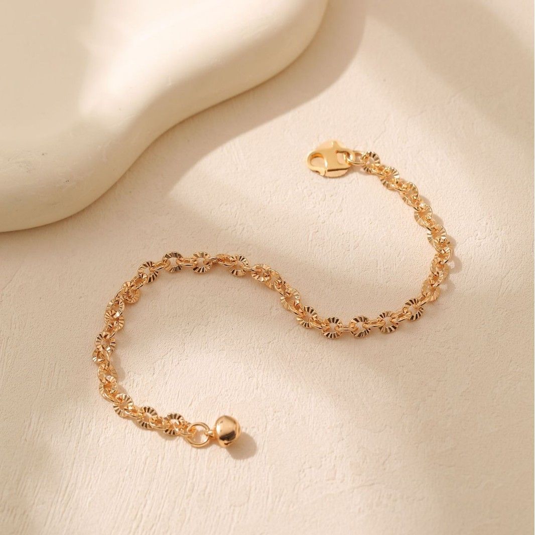 Xiyin Fashion Cuban Chain High-end Unique Exquisite Niche Design Bracelet Selection_voghion.com