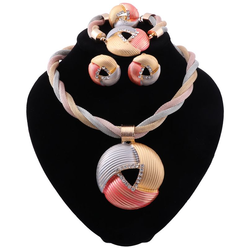  Fine Jewelry Sets Dubai African Gold Color Wedding Jewelry Sets For Women Necklace Indian Costume Jewelry Gifts_voghion.com