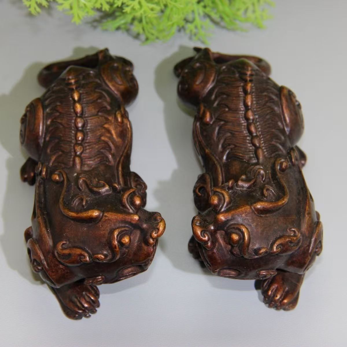 A Pair Of Ancient Beast "phoenix" Figurines For Warding Off Evil Spirits And Attracting Wealth, As Well As For Good Fortune In The Home._voghion.com