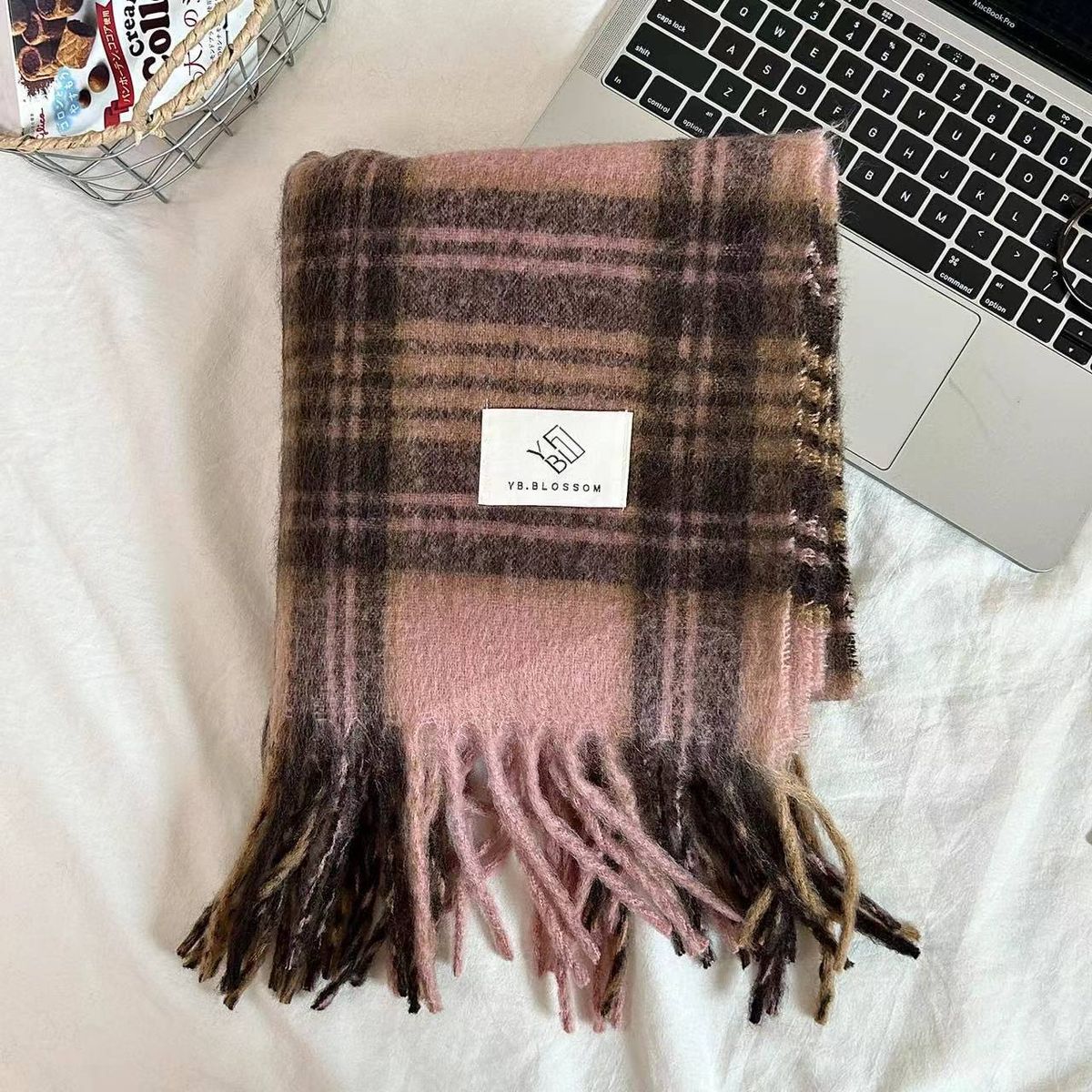 2024 New Mirad Premium Checkered Women's Winter Korean Edition Shawl Dual purpose Thick Warm Scarf_voghion.com